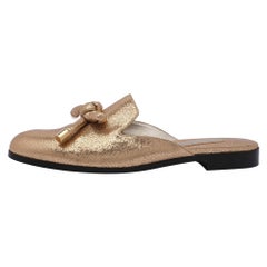 Oscar de la Renta Gold Crinkled Leather Bow Flat Mules Size 38