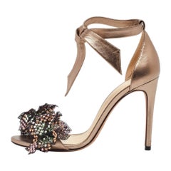 Alexandre Birman Goldene Sandalen aus Leder und Mesh Clarita mit Knöchelriemen Größe 37,5