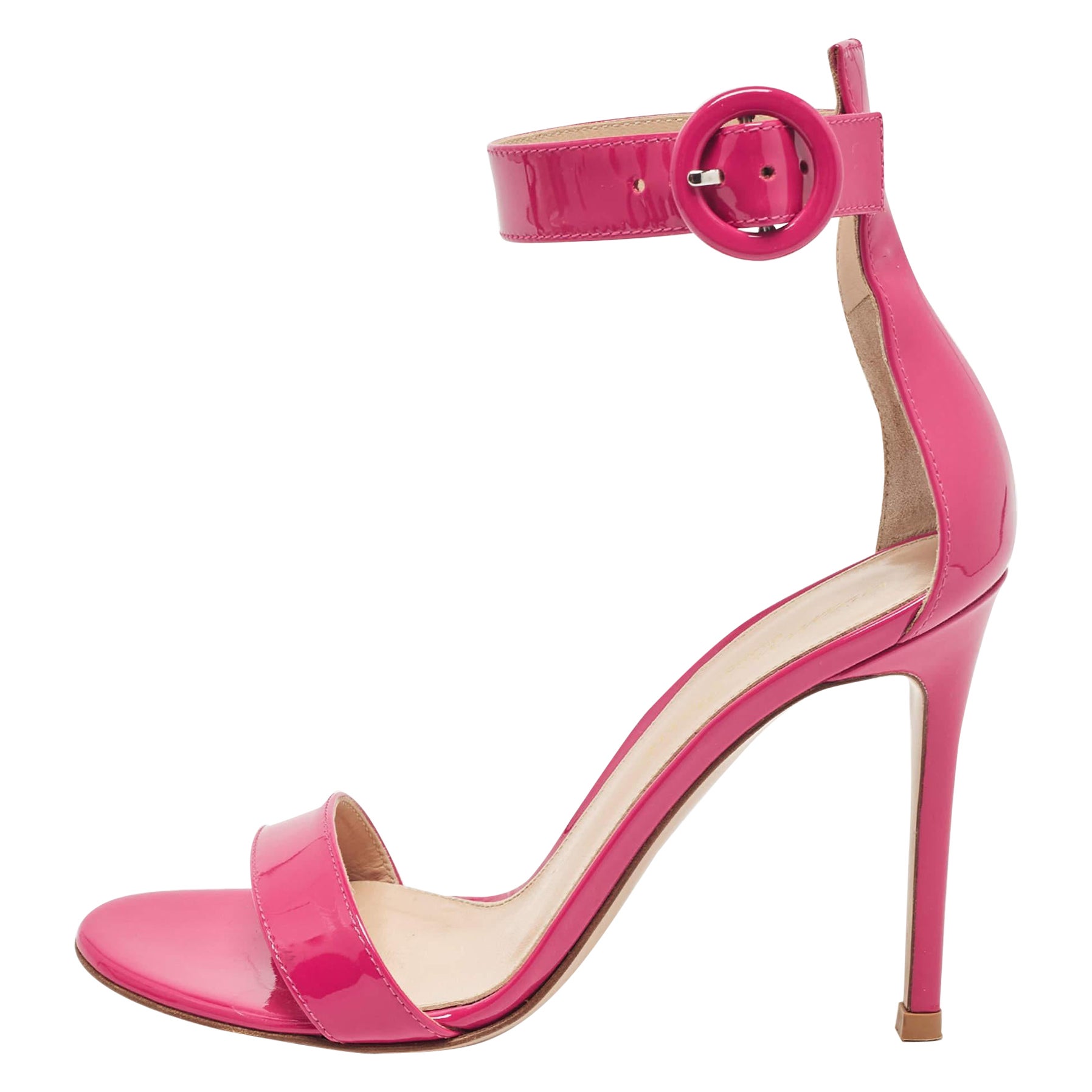 Gianvito Rossi Pink Patent Leather Portofino Ankle Strap Sandals Size 35 For Sale