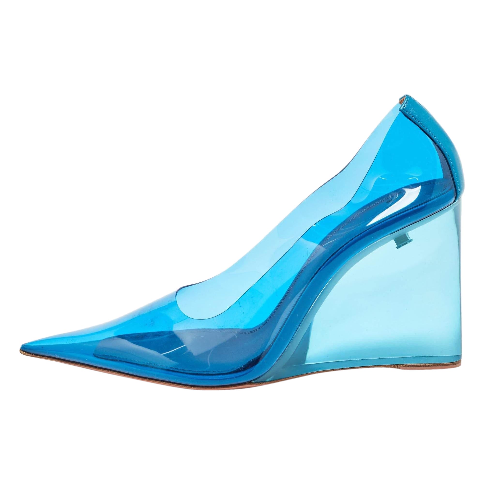 Amina Muaddi escarpins anées bleu PVC taille 38