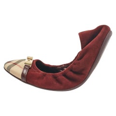 Burberry Ballerines en daim et toile bordeaux taille 39,5