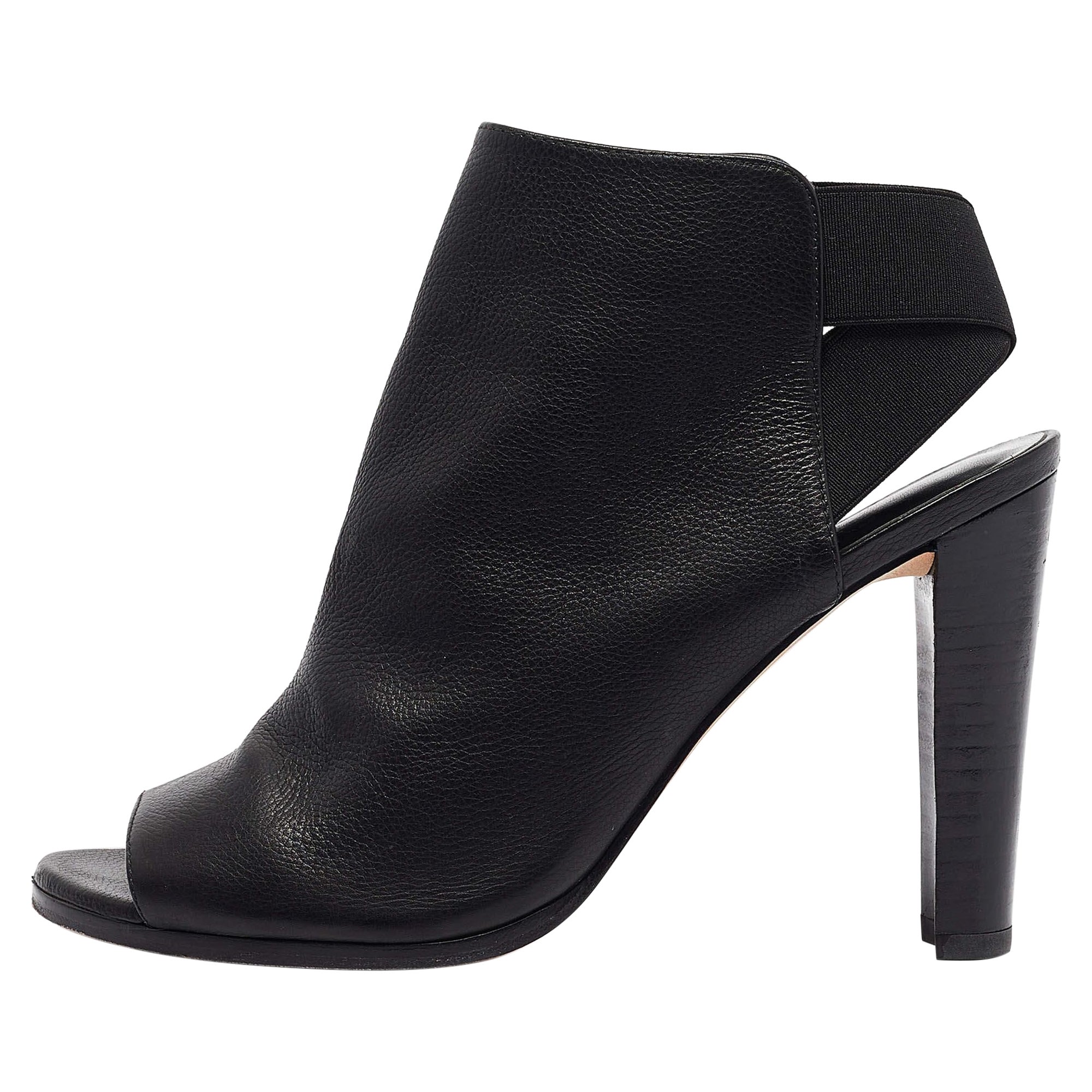 Stuart Weitzman - Bottines en cuir noir avec découpes et élastiques - Taille 39