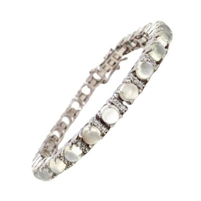 27.10 Carat Moonstone Zircon Tennis Bracelet in Sterling Silver for Engagement For Sale