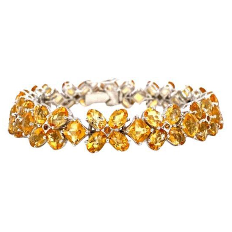 31.74 Carat Citrine Gemstone Wedding Bracelet in Sterling Silver for Mom For Sale