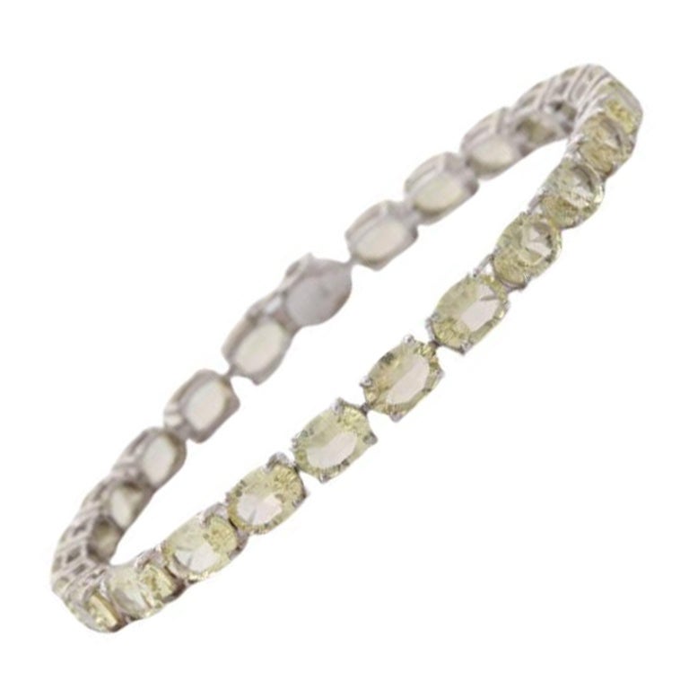 16.66 Carat Lemon Topaz Gemstone Tennis Bracelet for Women in 925 Silver For Sale
