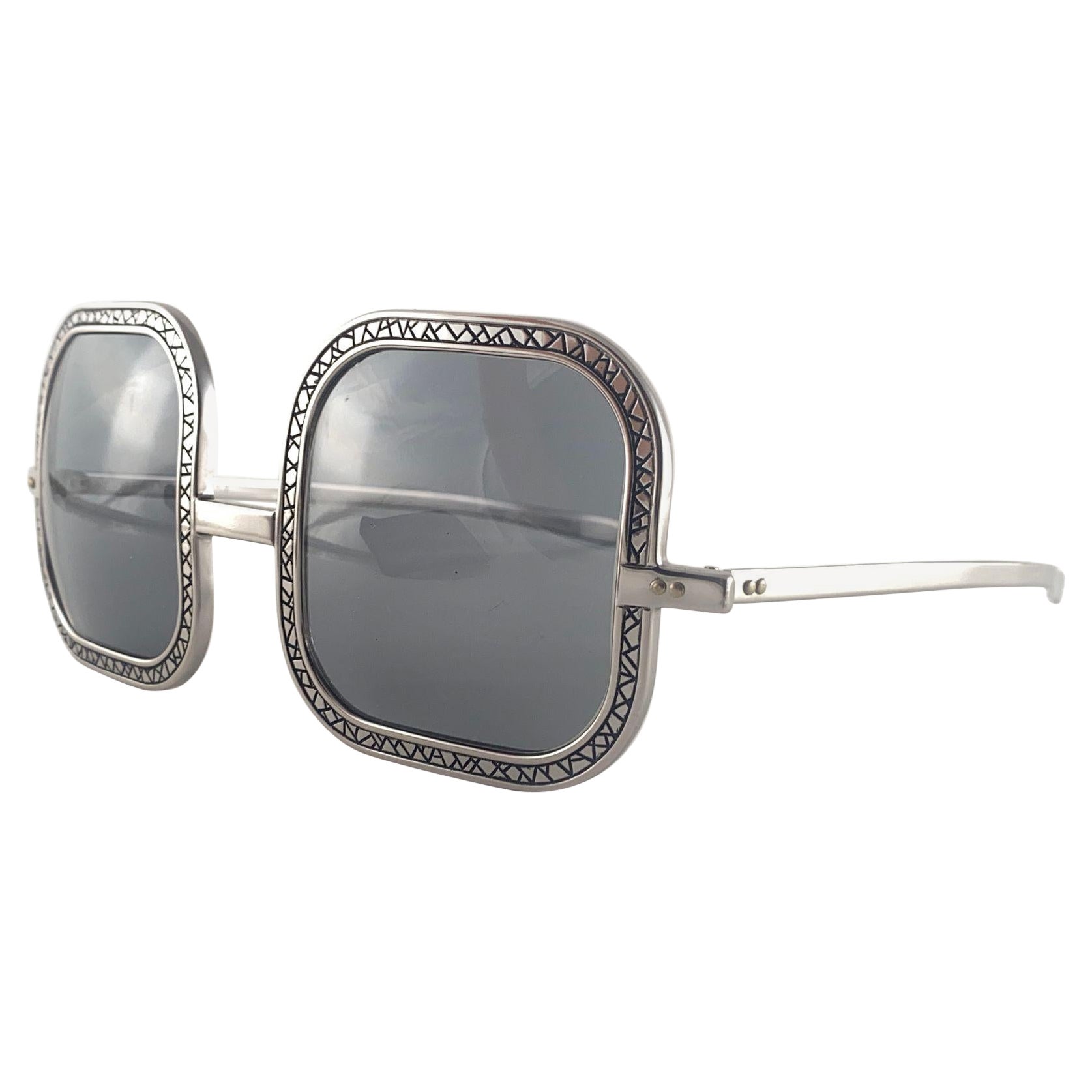 Vintage Renauld Silver Oversized Frame Grey Lens 1970 Sunglasses Made in USA For Sale