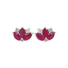 Pendientes de plata de ley con diamantes y rubíes Flor de loto para regalo diario a mamá