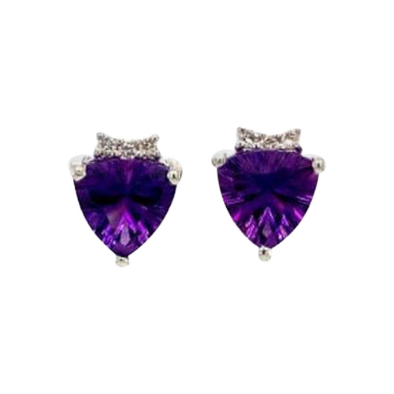 Everyday Trillion Amethyst Diamond 925 Silver Stud Earrings for Her For Sale