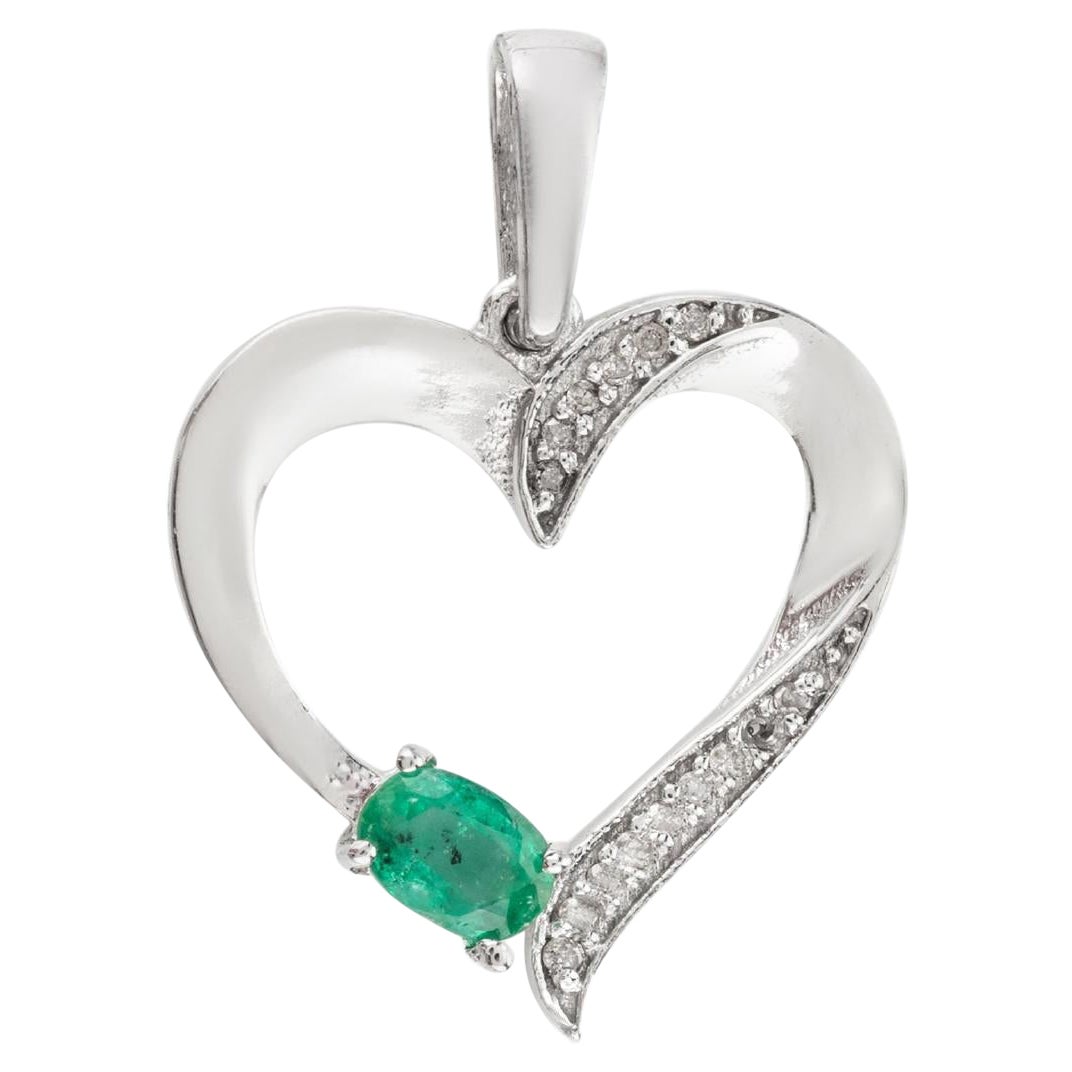 925 Sterling Silver Emerald and Diamond Accent Heart Pendant Valentine Gift
