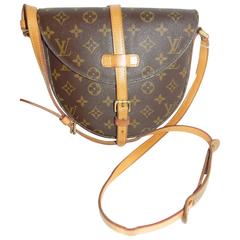 Louis Vuitton Monogram Chantilly PM (SHG-yca8qV) – LuxeDH