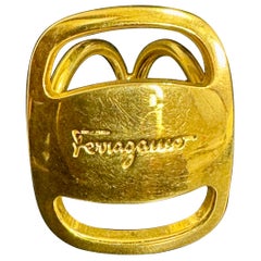 Salvatore Ferragamo  Bague Ganchini /Ring Gold Tone, taille moyenne