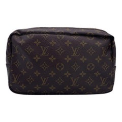 Louis Vuitton Vintage Monogramme Trousse de toilette 28