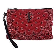Saint Laurent Bolso de pulsera de lona con estampado de bandana roja