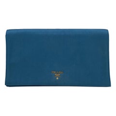 Prada Bolso de noche de satén azul turquesa Pochette BP0181
