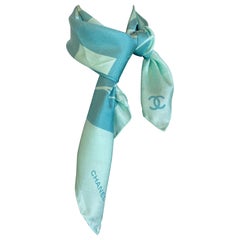 Chanel foulard