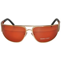 Romeo Gigli Gold Hardware Wraparound-Sonnenbrille