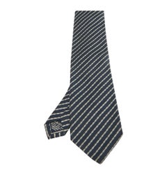 Cravate traditionnelle Brioni à rayures bleu marine