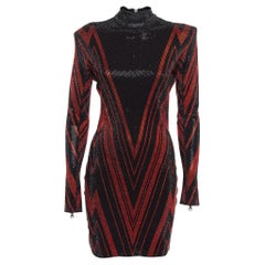 Balmain Mini Vestido de Jersey Negro/Rojo con Estampado Chevron y Cristales M
