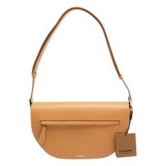 Burberry - Sac à bandoulière Olympia en cuir de sable chaud, taille moyenne