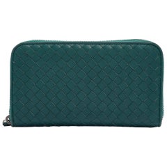 Bottega Veneta Portefeuille continental vert foncé en cuir Intrecciato