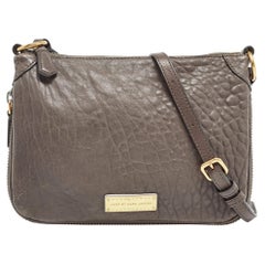 Marc by Marc Jacobs Bolso cruzado con cremallera Wash Up Nash de piel gris