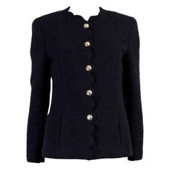CHANEL black wool 2020 20K SCALLOPED TWEED Jacket 40 M