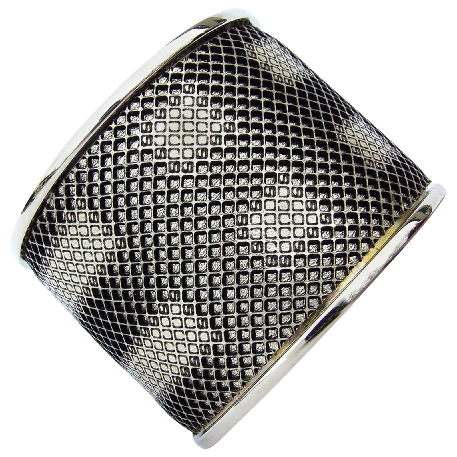 GORGEOUS Burberry Nova Check Cuff Bracelet Black Gold RARE  For Sale