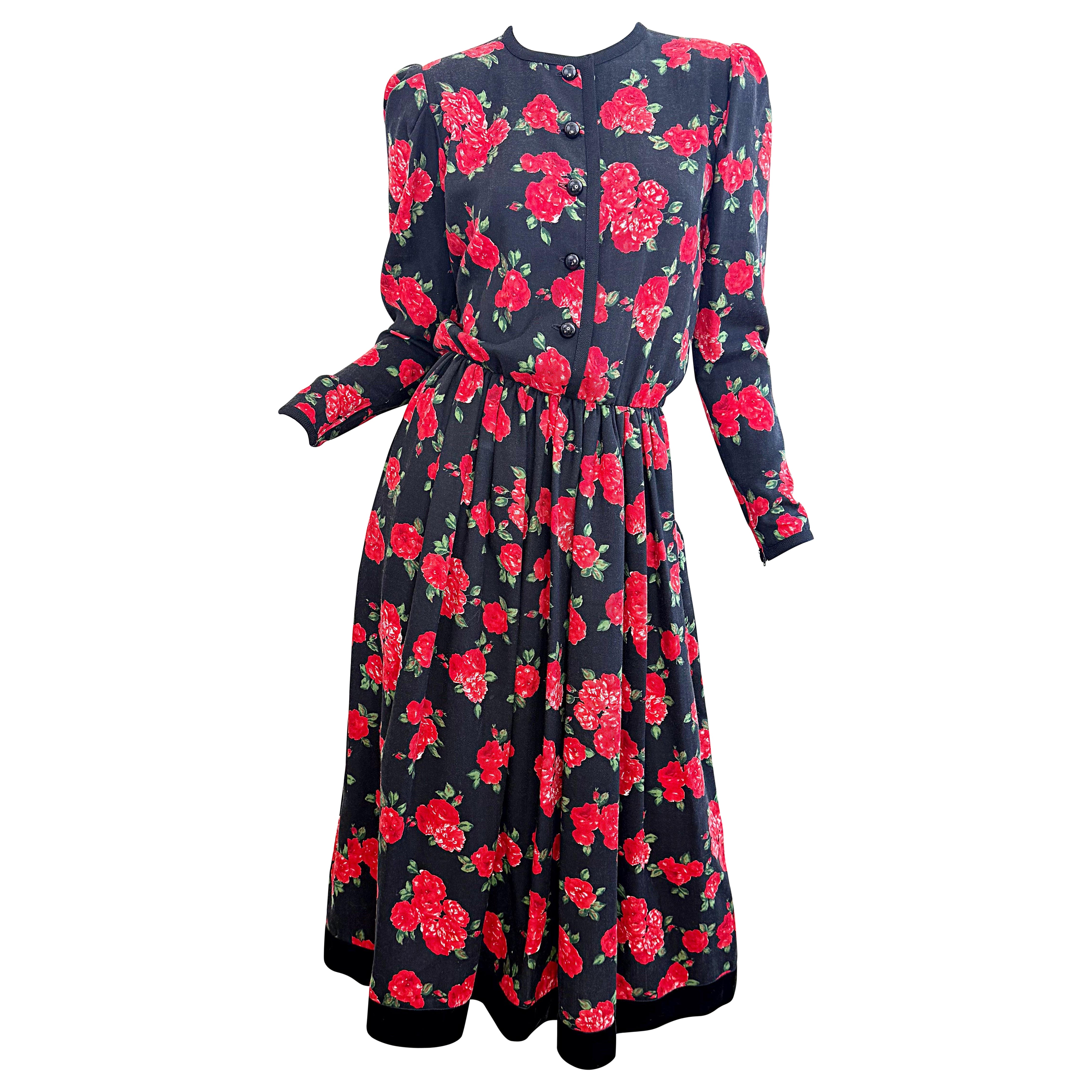 Yves Saint Laurent Fine anni '70 Stampa rosa in lana Challis Vintage 70s Midi Dress YSL in vendita