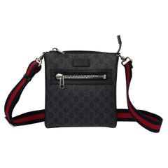 Gucci Black GG Supreme Canvas & Calfskin Leather Small Messenger
