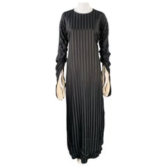 Jean-Paul Gaultier - Robe à manches longues à rayures noires et noires en acétate mélangé