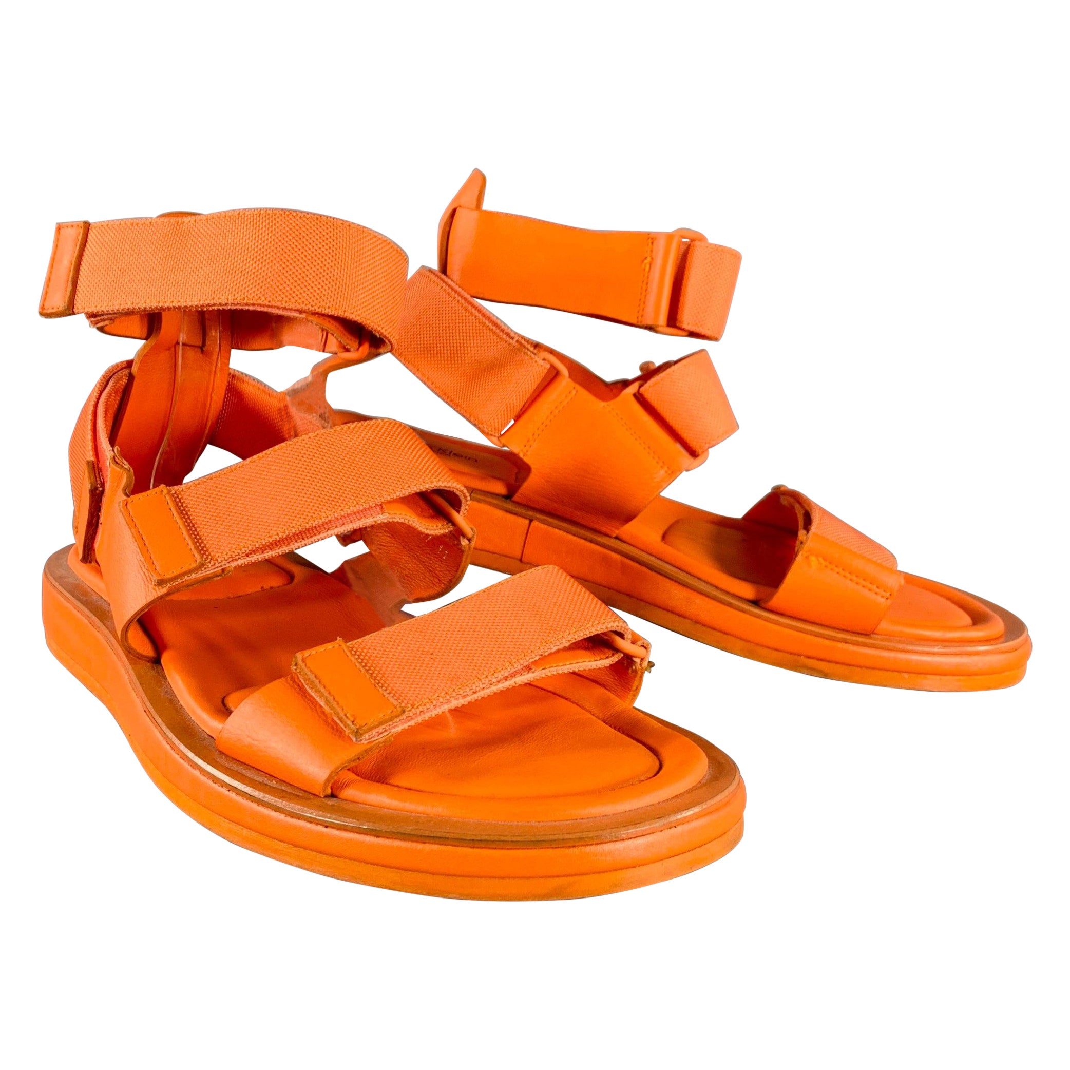 Calvin Klein Collection Taglia 12 Sandali con cinturini in pelle arancione