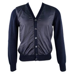 MONCLER Cardigan à col en V en coton et tissus mélangés bleu marine, taille S
