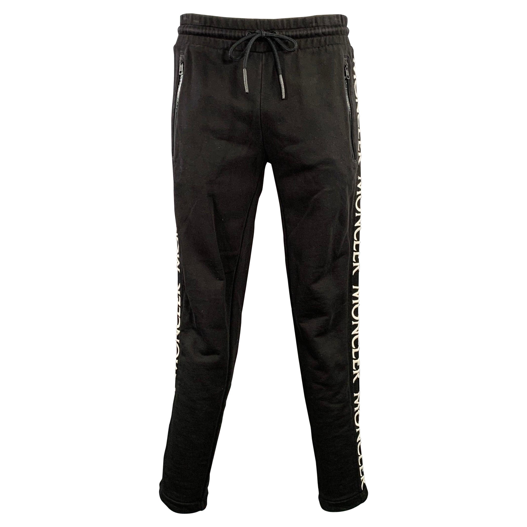 Moncler Taglia L Pantaloni casual in cotone con coulisse con logo nero