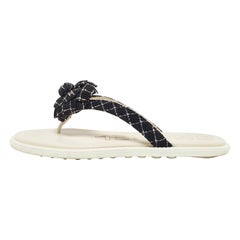 Chanel Black/White Tweed Camellia Thong Sandals Size 39.5