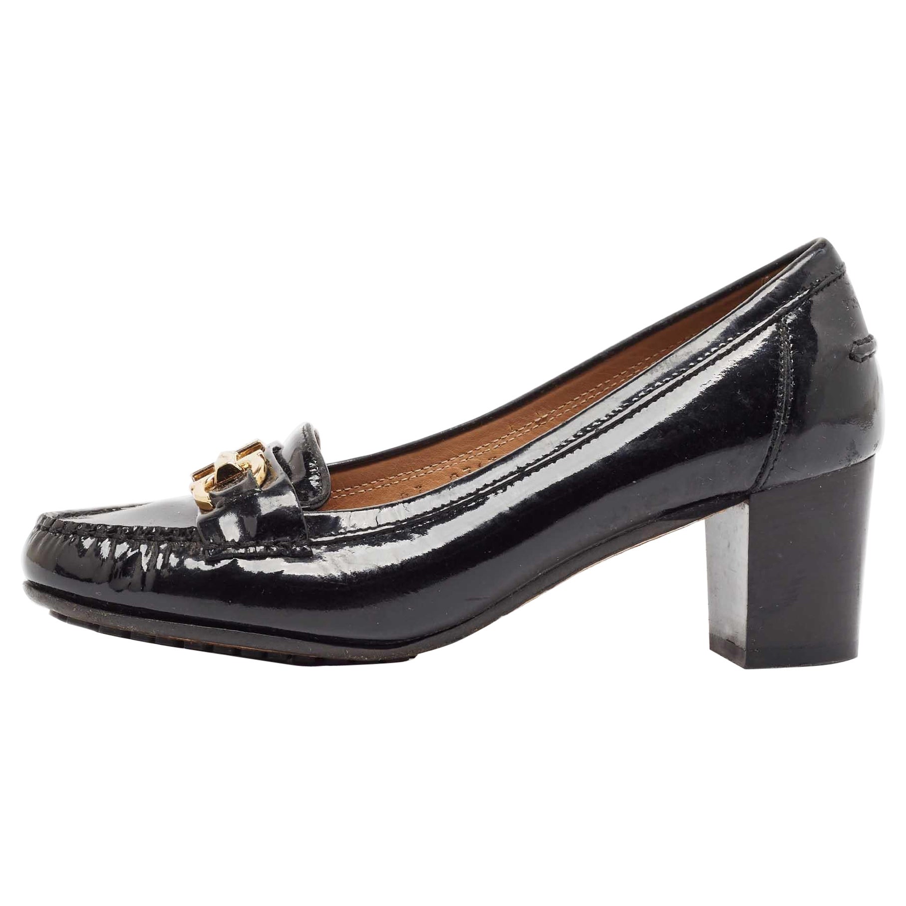 Salvatore Ferragamo Loafer-Pumps aus schwarzem Lackleder mit Gancini-Schnalle, Größe 36