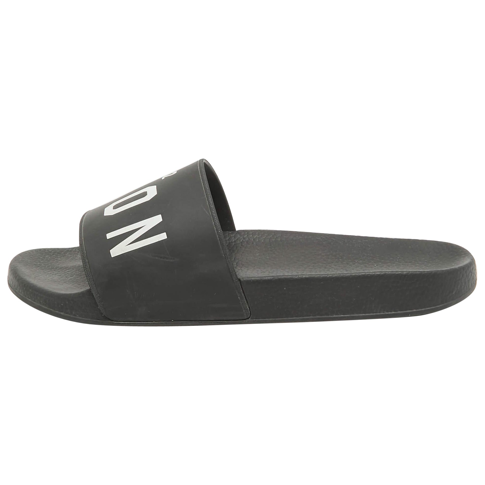 Dsquared2 Sandales en caoutchouc noir Taille 44 en vente