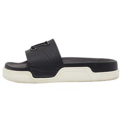 Christian Louboutin Sandali piatti in gomma nera misura 45