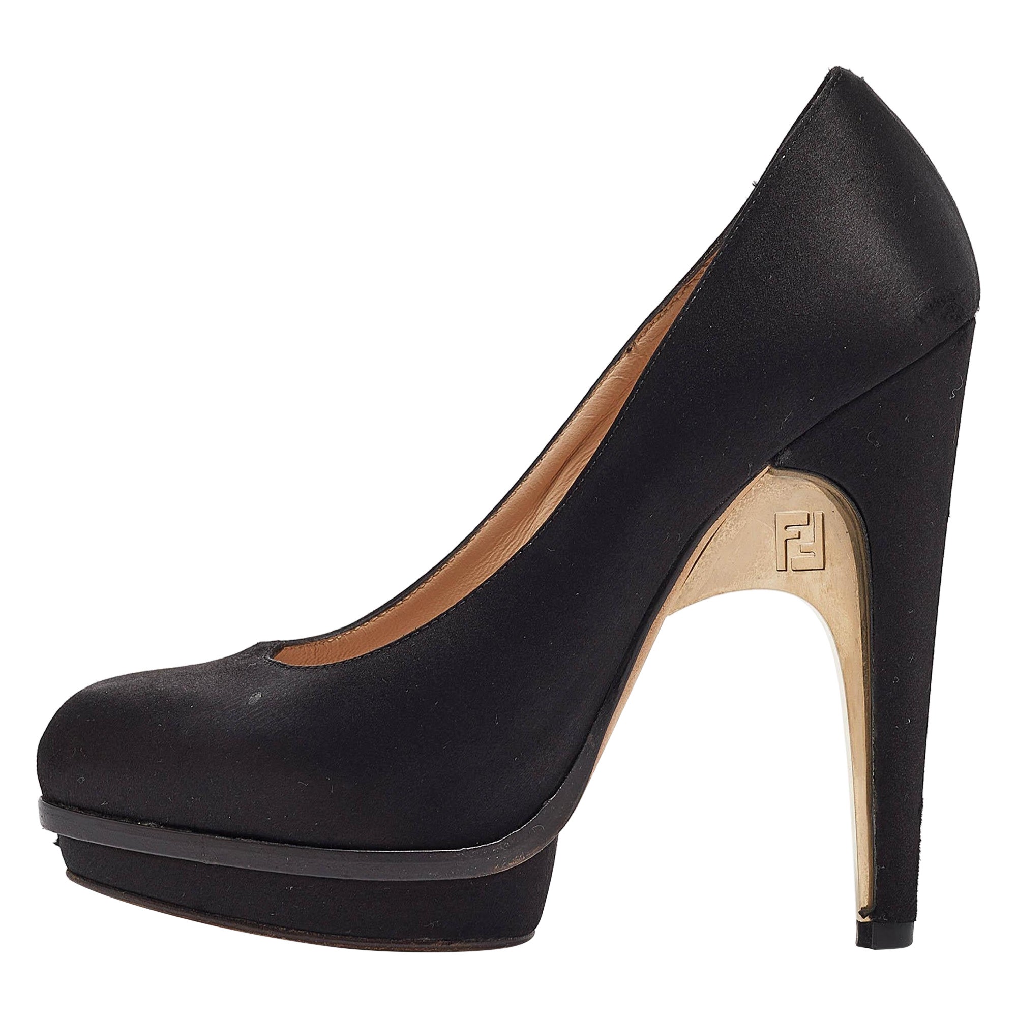 Fendi - Escarpins à talon bloc en daim noir - Taille 37