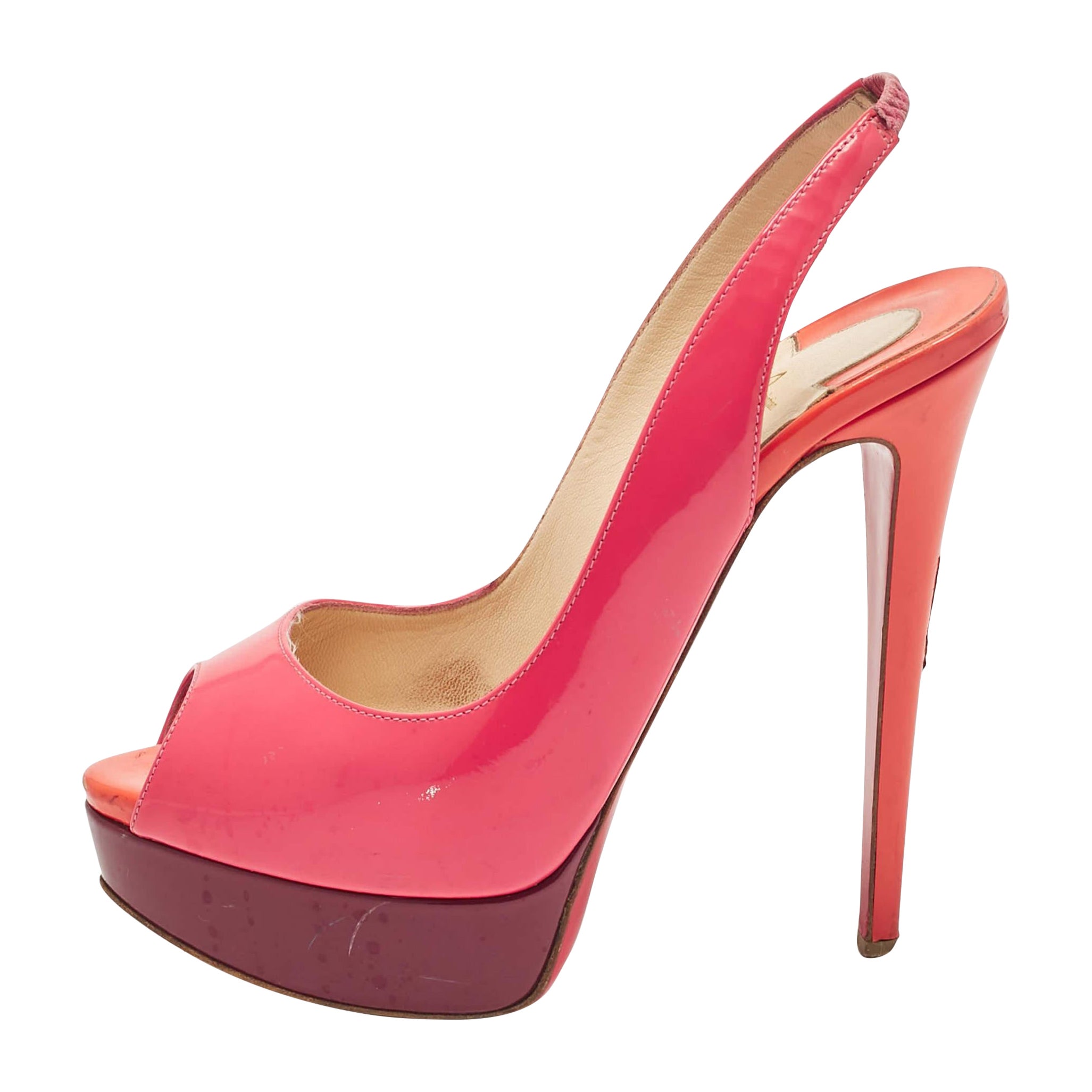Christian Louboutin Bombas de charol rosa Lady Peep Slingback Talla 37