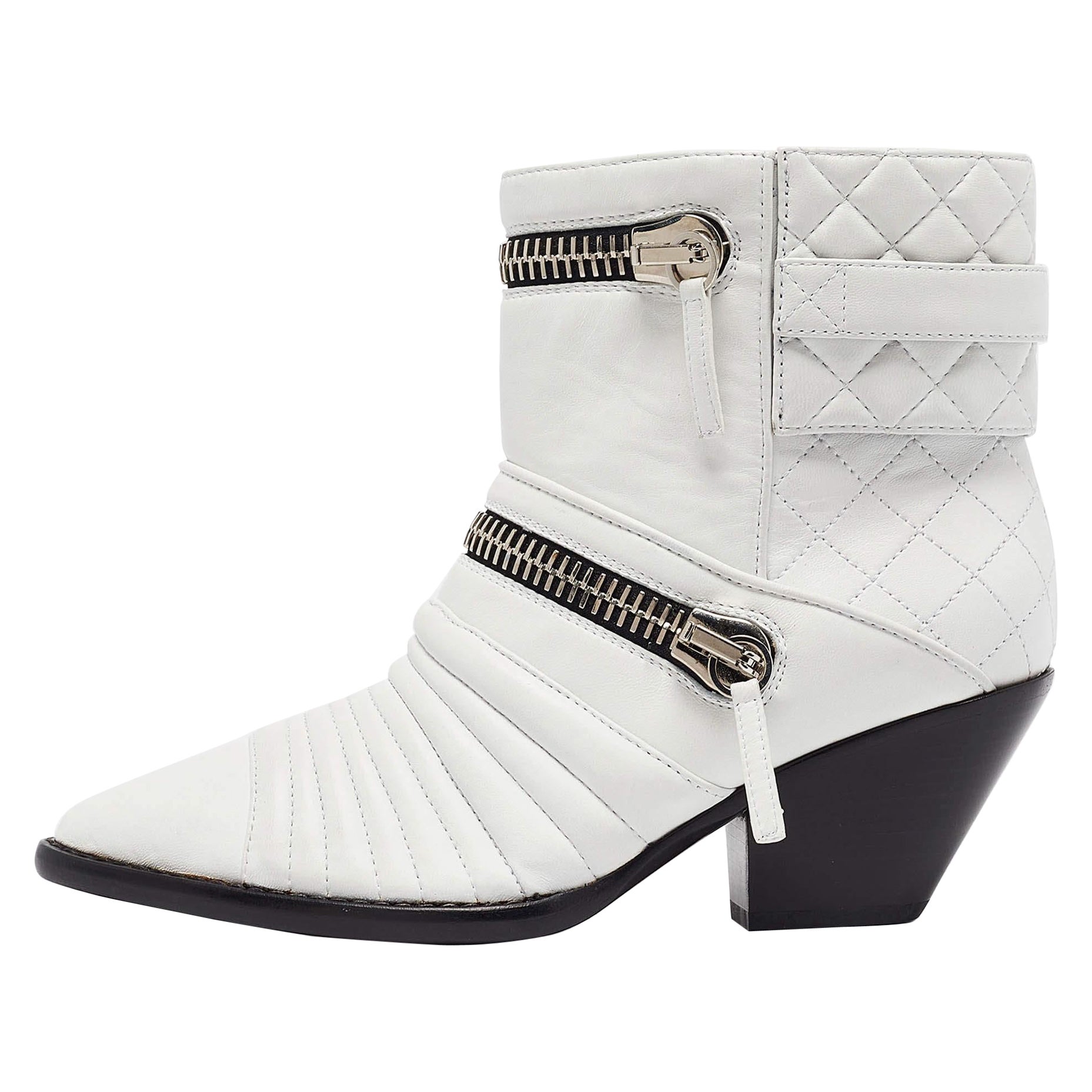 Giuseppe Zanotti White Quilted Leather Ankle Boots Size 38 For Sale