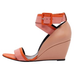 PIERRE HARDY Mehrfarbige Keilsandalen aus Leder Größe 40