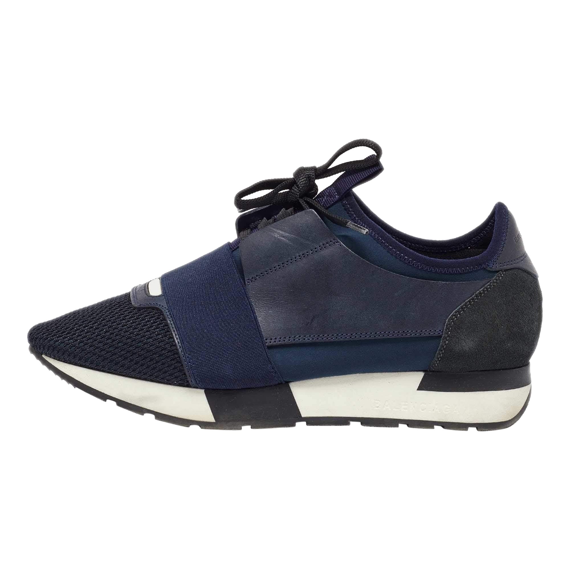 Balenciaga in pelle blu  Sneakers basse Race Runner in mesh e camoscio taglia 38