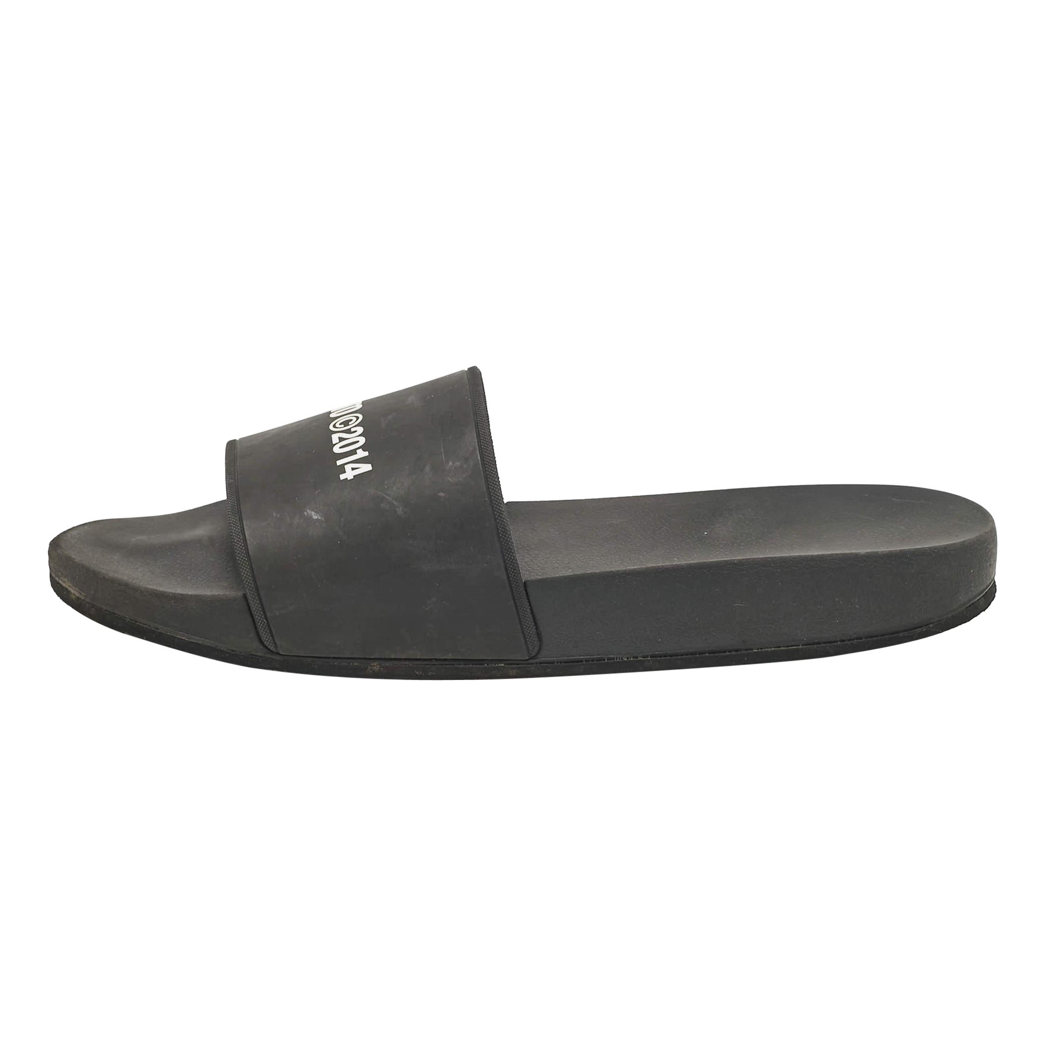Axel Arigato Slides de piscine en caoutchouc noir Taille 44