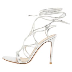 Gianvito Rossi Silver in pelle Giza Ankle Wrap Sandals Taglia 39.5