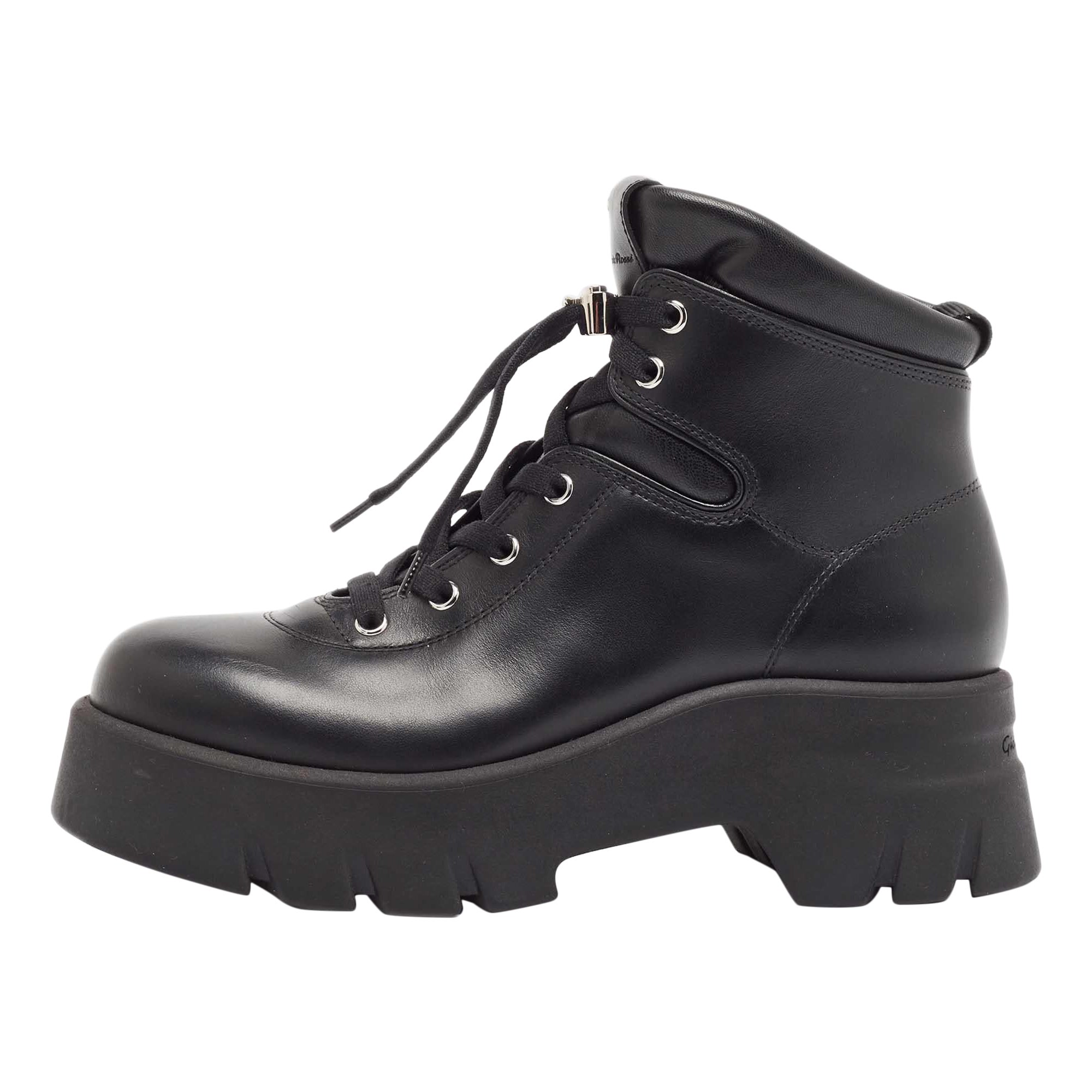 Gianvito Rossi Black Leather Vancouver Boots Size 39