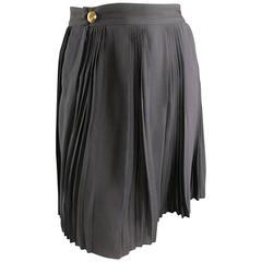 GUCCI Size 6 Black Silk Pleated Flare Skirt