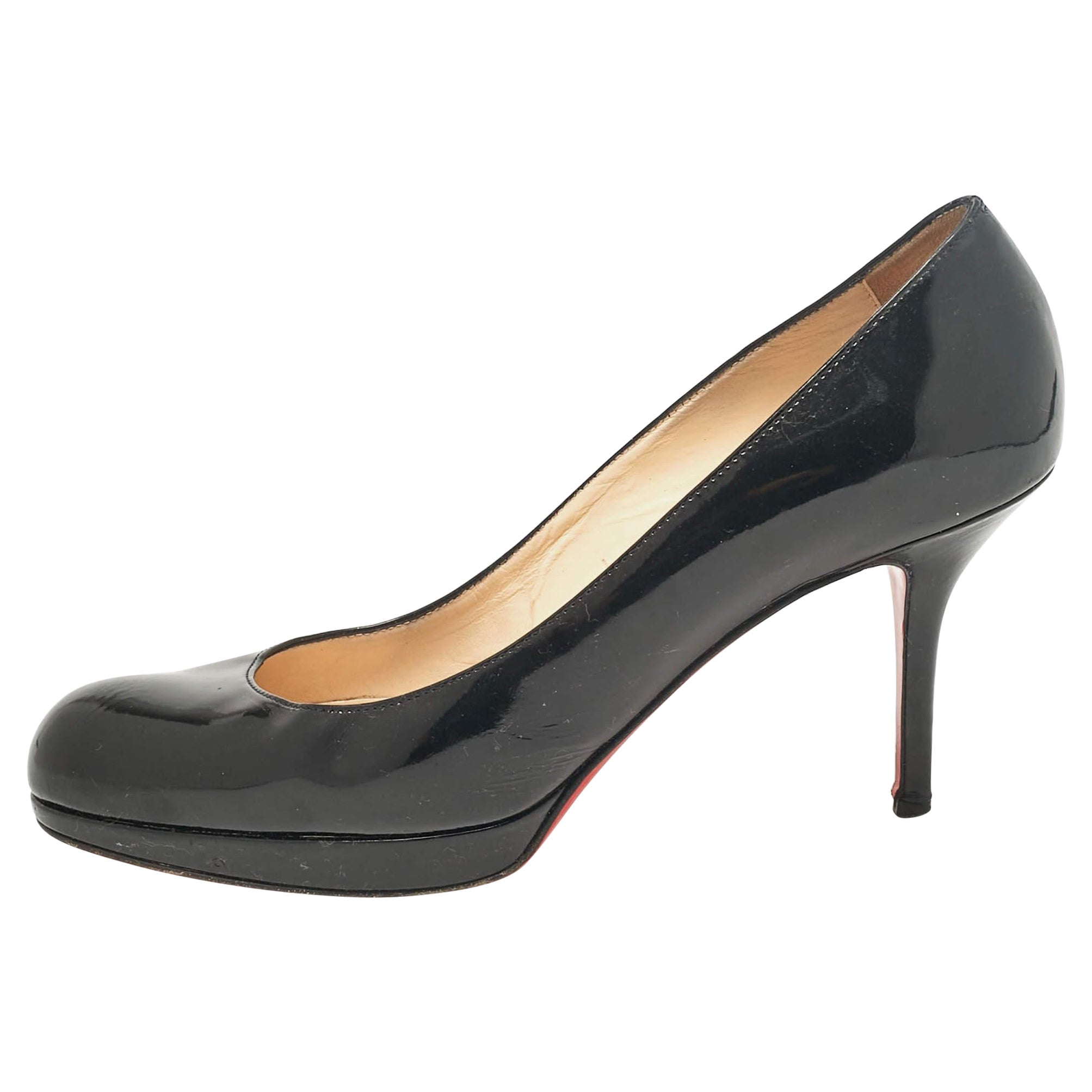 Christian Louboutin escarpins simples noirs neufs, taille 39