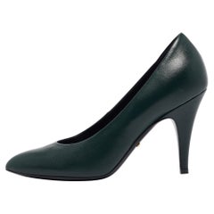 Gucci Green Leather Pointed Toe Pumps Size 37.5