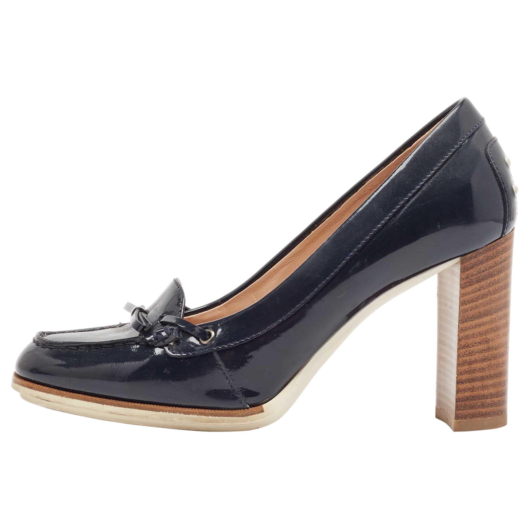 Tod's Marineblaue Lackleder-Pumps mit Blockabsatz und Absatz Größe 39,5 im Angebot