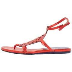 Alexander McQueen Rote flache Ledersandalen mit Knöchelriemen Größe 37